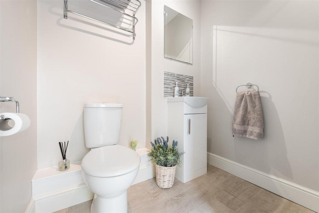 6 Shepheard Road, Birmingham, B26 3 RN 24.jpg
