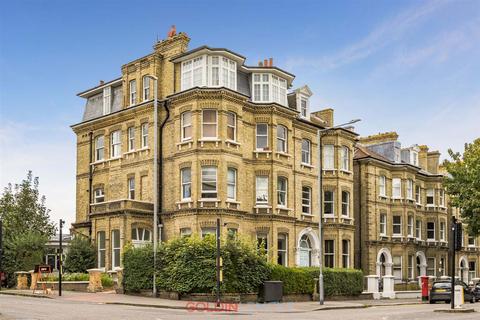 2 bedroom ground floor flat for sale, The Drive, Hove