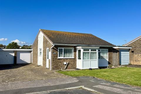 2 bedroom detached bungalow for sale, Lapwing Close, Eastbourne