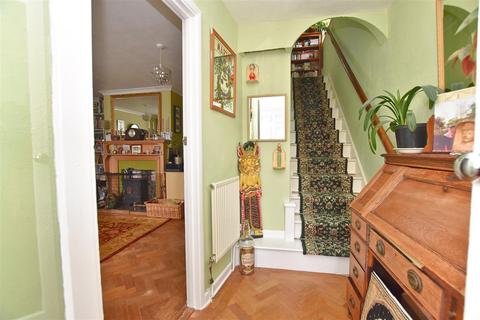 8 Woolards Way, South Woodham Ferrers, Chelmsford, CM3 5NW