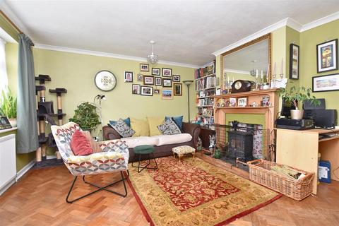 8 Woolards Way, South Woodham Ferrers, Chelmsford, CM3 5NW