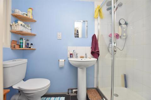 8 Woolards Way, South Woodham Ferrers, Chelmsford, CM3 5NW