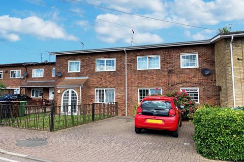 1 bedroom in a house share to rent, Croyde Avenue, Corby, NN18