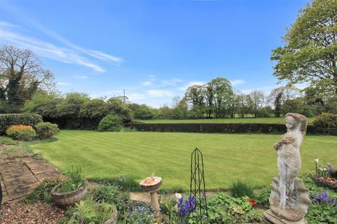 4 bedroom detached bungalow for sale, Sandy Lane, Tealby, Market Rasen LN8