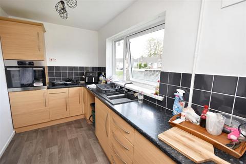 2 bedroom flat to rent, Rose Court, Corby NN17
