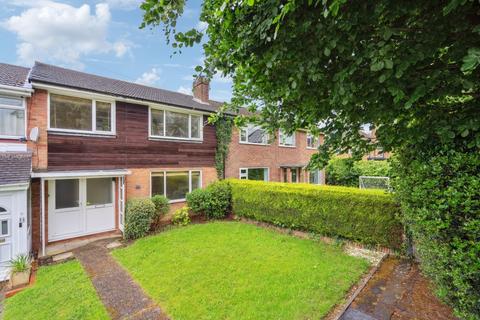 3 bedroom terraced house to rent, Hill Farm Road, Chalfont St Peter SL9