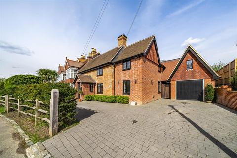 Honeysuckle Cottage Cranmore Lane, West Horsley, Leatherhead, KT24 6BU