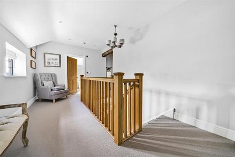 Honeysuckle Cottage Cranmore Lane, West Horsley, Leatherhead, KT24 6BU