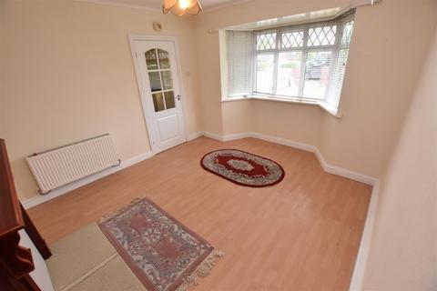 3 bedroom terraced house to rent, Coronation Road, Malvern WR14