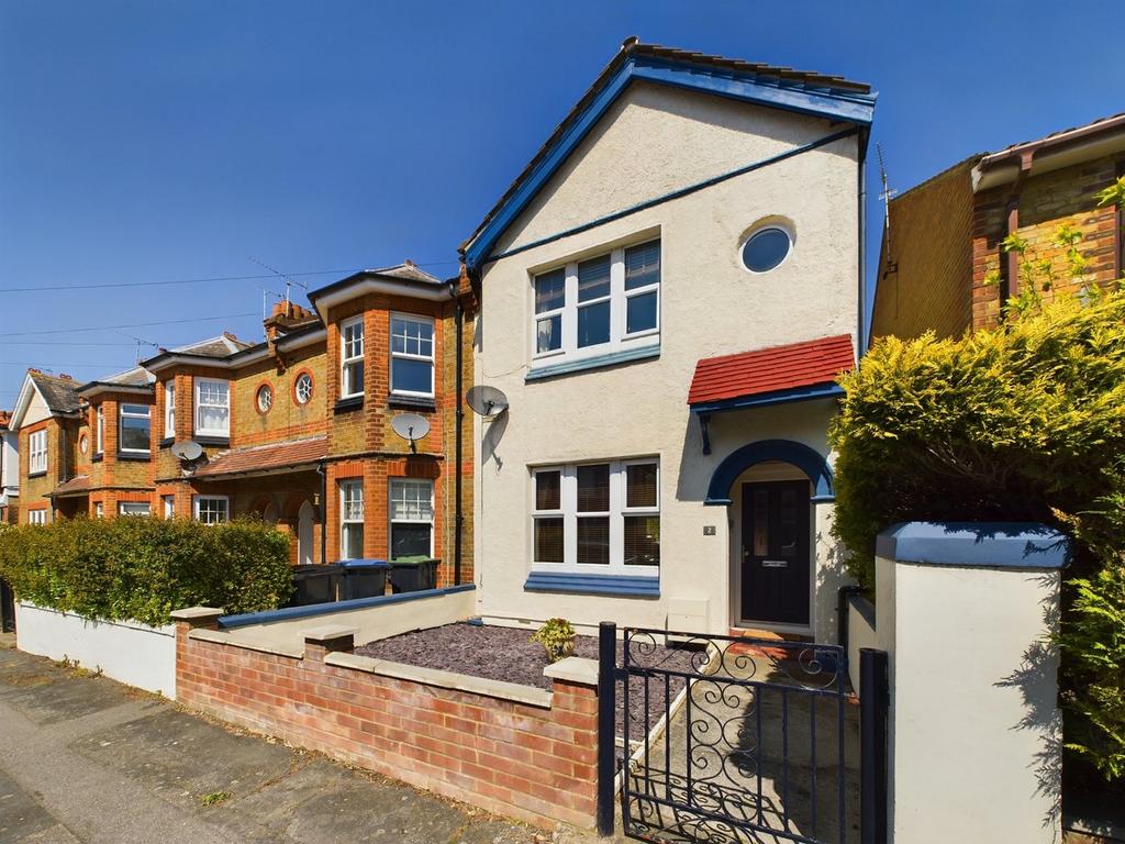Walmsley Road, Broadstairs, CT10 3 bed semidetached house for sale £