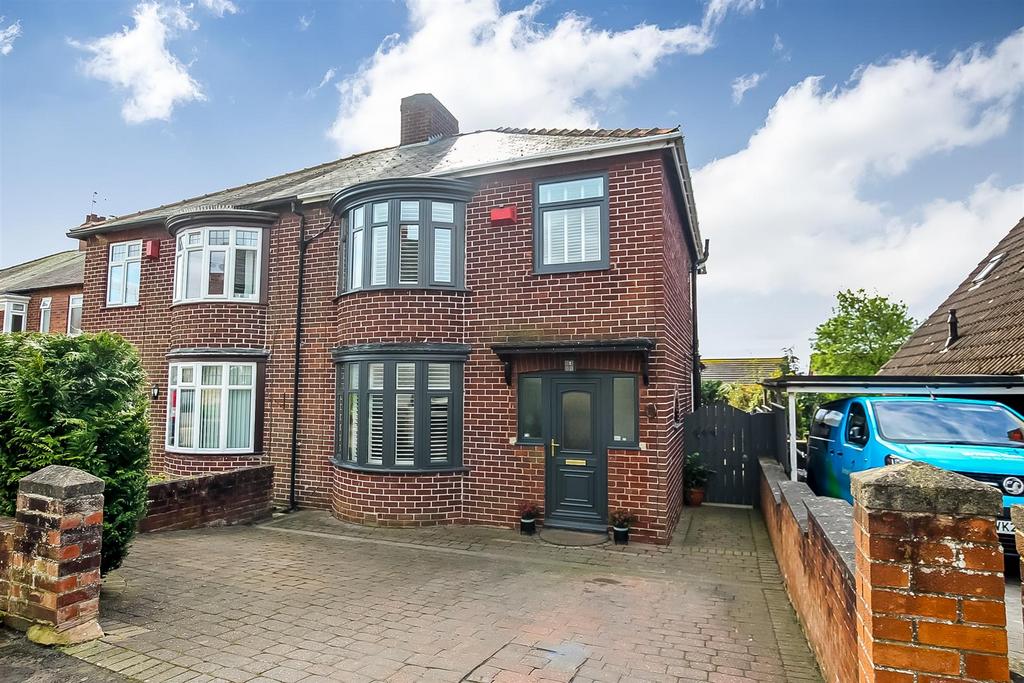 Snackgate Lane, Heighington Village... 3 bed semidetached house for