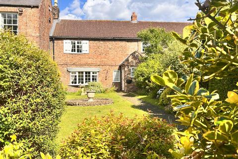 2 bedroom house for sale, Cherry Tree Avenue, Newton On Ouse, York