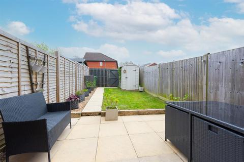 5 Breadels Field, Beggarwood, Basingstoke, RG22 4RZ