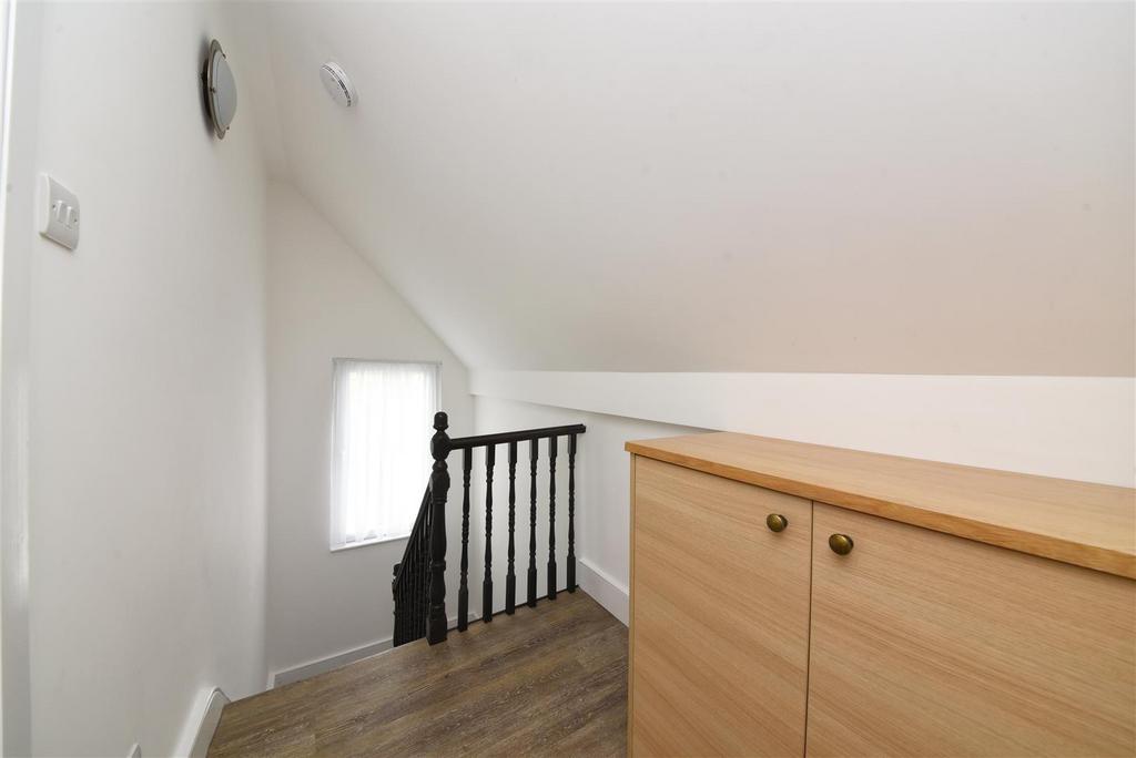 53 Parkhurst Pic 15.jpg