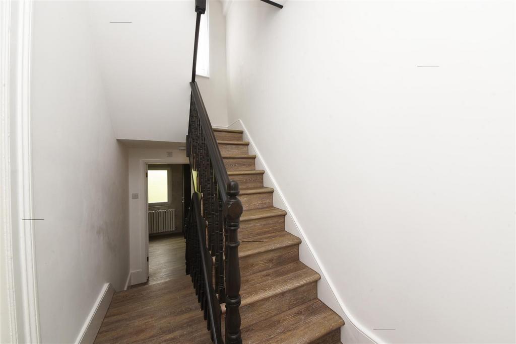 53 Parkhurst Pic 12.jpg