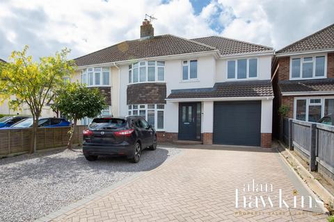 39 Longleaze, Royal Wootton Bassett, Swindon, SN4 8AP