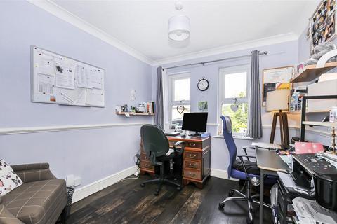 6 Brightview Close, Bricket Wood, St Albans, AL2 3NH