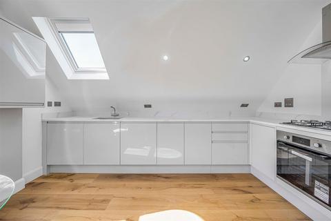 1 bedroom flat for sale, Upper Tollington Park, Stroud Green