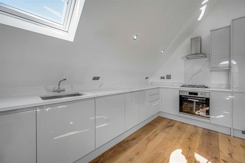 1 bedroom flat for sale, Upper Tollington Park, Stroud Green