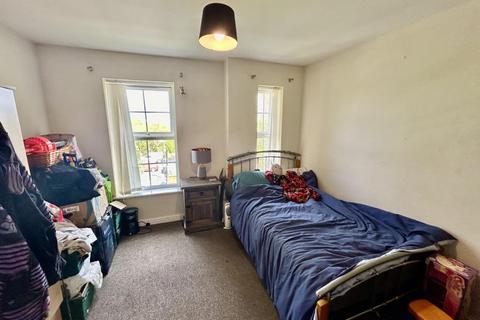 2 bedroom apartment for sale, Naylor Road, Ellesmere Port