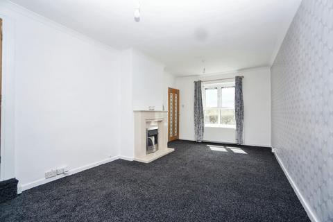 3 bedroom terraced house to rent, Lowedges Crescent, Lowedges, Sheffield