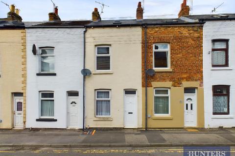 2 bedroom terraced house for sale, Nelson Street, Scarborough