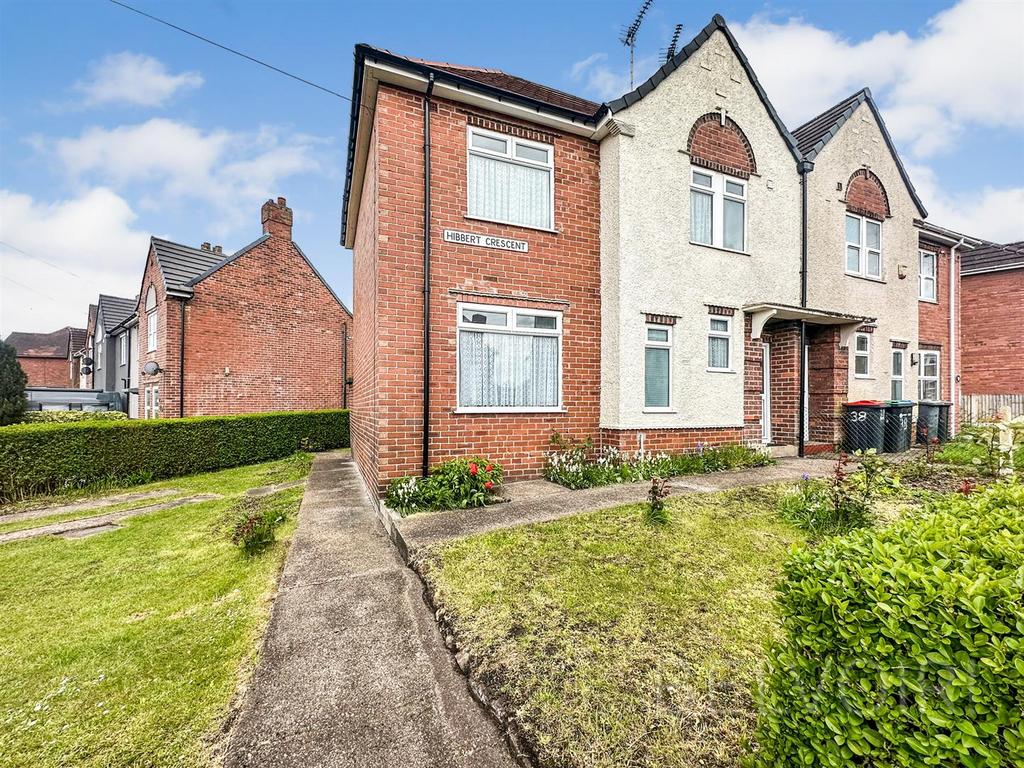 Hibbert Crescent, SuttonInAshfield 3 bed semidetached house for sale