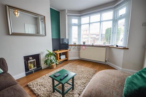 3 bedroom semi-detached house for sale, Hollinsend Road, Sheffield, S12