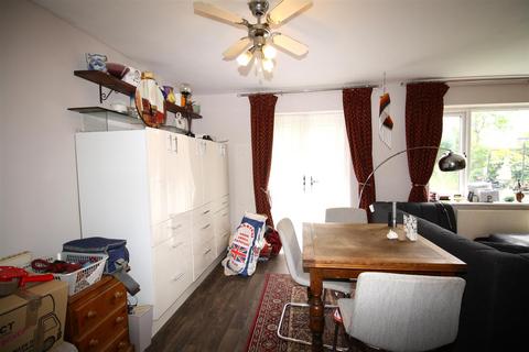 54 Fern Grove, Bletchley, Milton Keynes, MK2 3QF