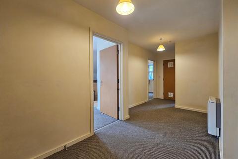 2 bedroom apartment to rent, Wellington Road, Timperley