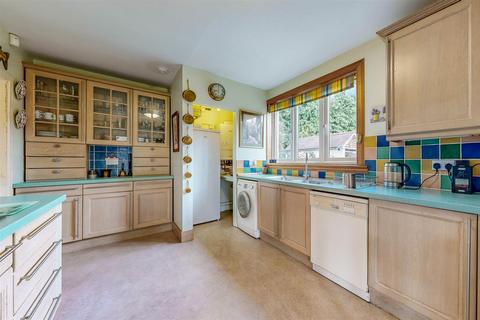 Ladeside House Ashgrove Road, Rattray, Blairgowrie, PH10 7EU