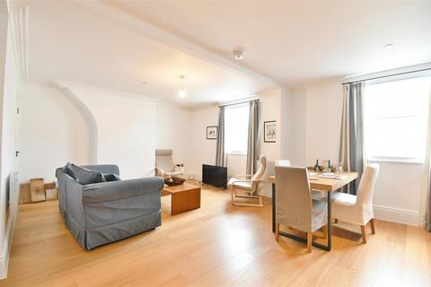 Flat 5, 49 - 51 Parade, Leamington Spa, CV32 4BL