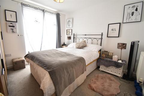 38 Kittiwake Drive, Portishead, Bristol, BS20 7PL