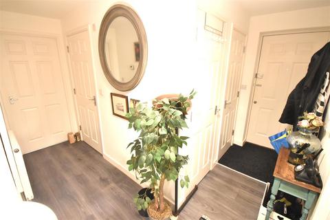 38 Kittiwake Drive, Portishead, Bristol, BS20 7PL