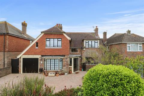 3 bedroom detached house for sale, Heathfield Road, Seaford