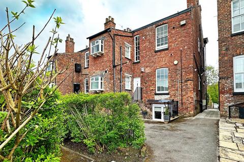 2 bedroom apartment for sale, Stockport Road, Timperley