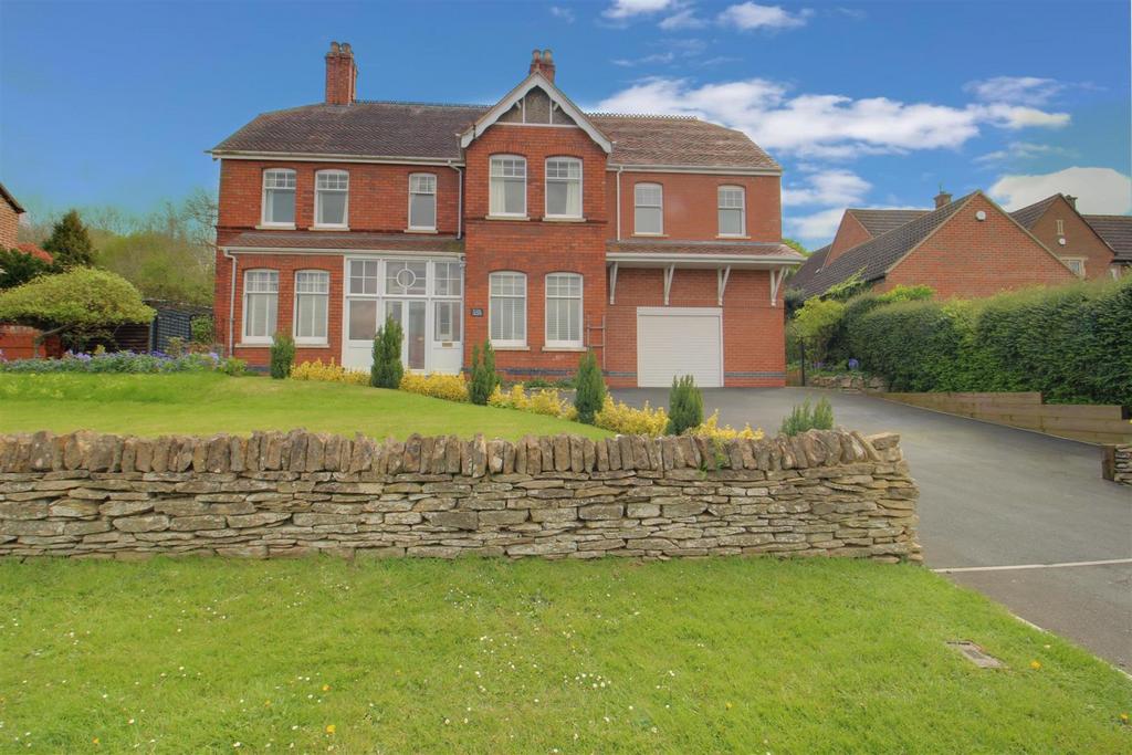 Stroud Road, Gloucester, GL4 0BB 4 bed detached house for sale £725,000