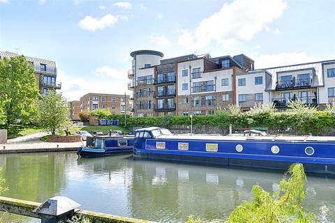 2 bedroom apartment for sale, The Waterfront, Hertford SG14