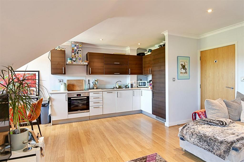 Kitchen 3.jpg