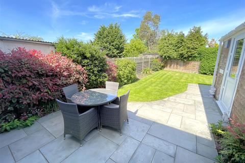 40 Bowbridge Gardens, Bottesford, Nottingham, NG13 0AZ