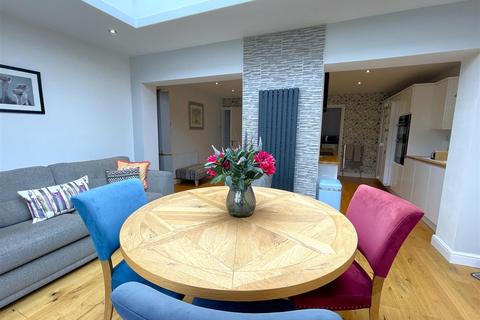 40 Bowbridge Gardens, Bottesford, Nottingham, NG13 0AZ