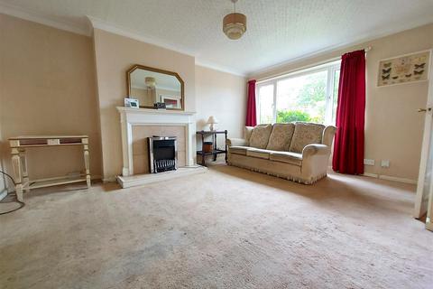 3 bedroom semi-detached house for sale, Chiltern Close, Stourport-On-Severn