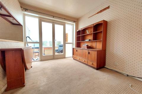 15 Chiltern Close, Stourport-on-severn, DY13 0NU