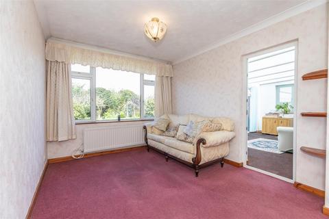 38 Coniston Road, Goring By Sea, Worthing, BN12 6JT