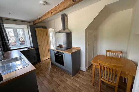 2 bedroom cottage to rent, Hawber Lane, Silsden