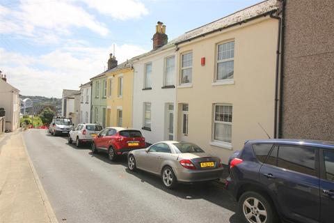 4 Albert Road, Saltash, PL12 4EA