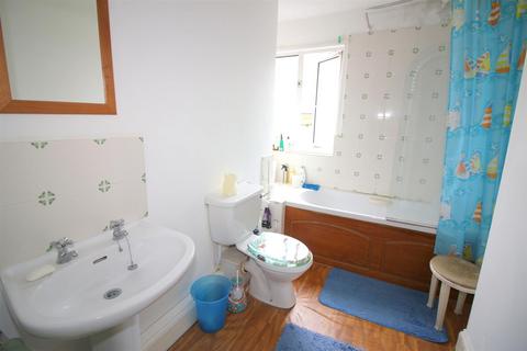 4 Albert Road, Saltash, PL12 4EA