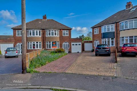 3 bedroom semi-detached house for sale, Draycott Crescent, Two Gates, Tamworth B77