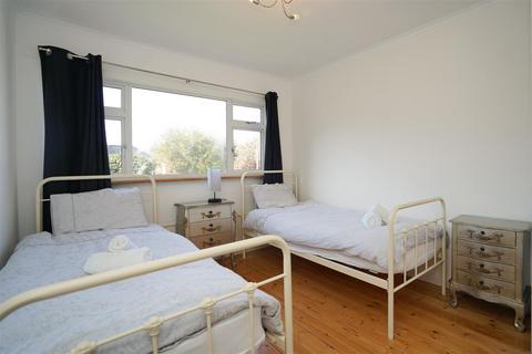 10 Beach Road, Westward Ho, Bideford, EX39 1HQ