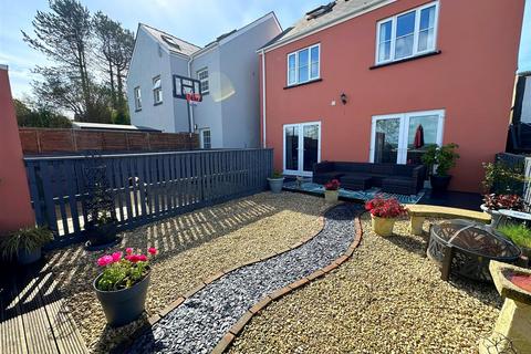 5 bedroom detached house for sale, Milton Terrace, Pembroke Dock